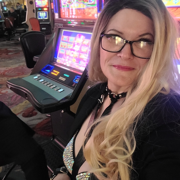 Meet your Posher, Jean - Picture 3 of 12